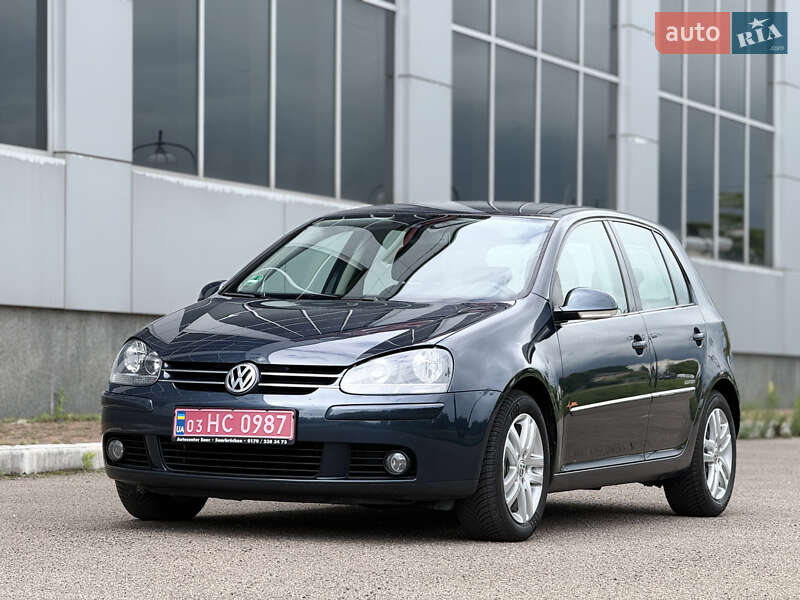 Хетчбек Volkswagen Golf 2009 в Білій Церкві