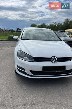 Універсал Volkswagen Golf 2016 в Кропивницькому