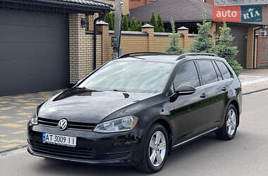 Универсал Volkswagen Golf 2015 в Киеве