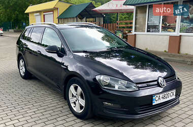 Универсал Volkswagen Golf 2016 в Каменке