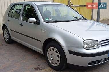 Хэтчбек Volkswagen Golf 2003 в Хмельницком
