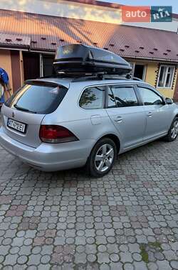 Універсал Volkswagen Golf 2010 в 