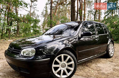 Хетчбек Volkswagen Golf 2002 в Харкові