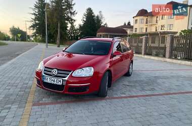 Универсал Volkswagen Golf 2007 в Староконстантинове