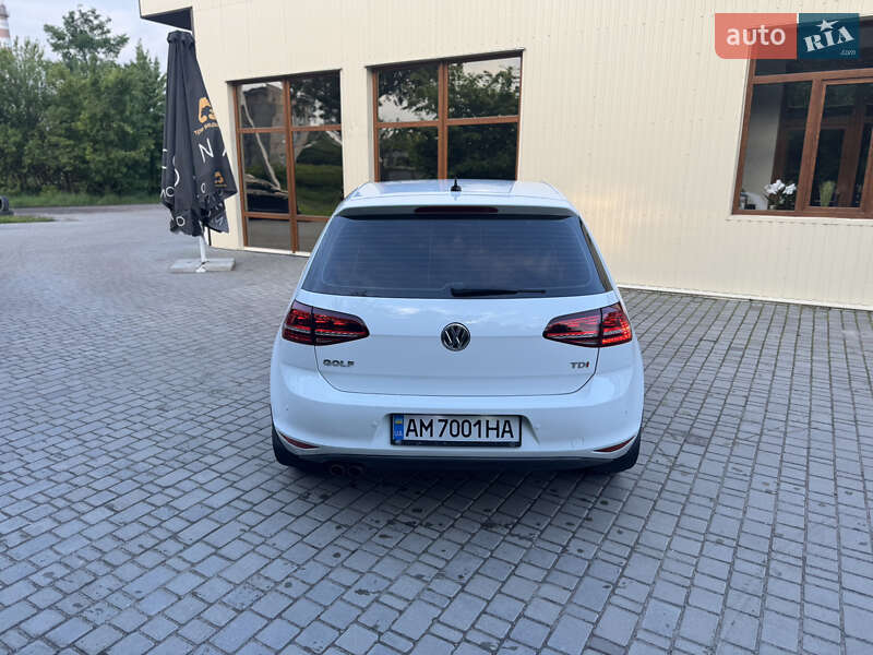 Хетчбек Volkswagen Golf 2013 в Києві