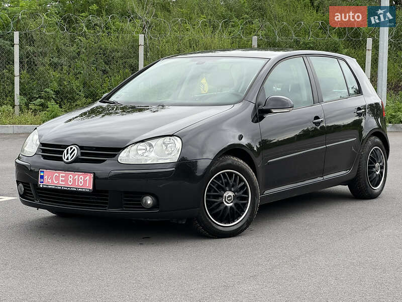Хэтчбек Volkswagen Golf 2007 в 