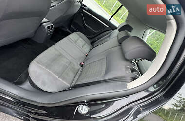 Хэтчбек Volkswagen Golf 2007 в 