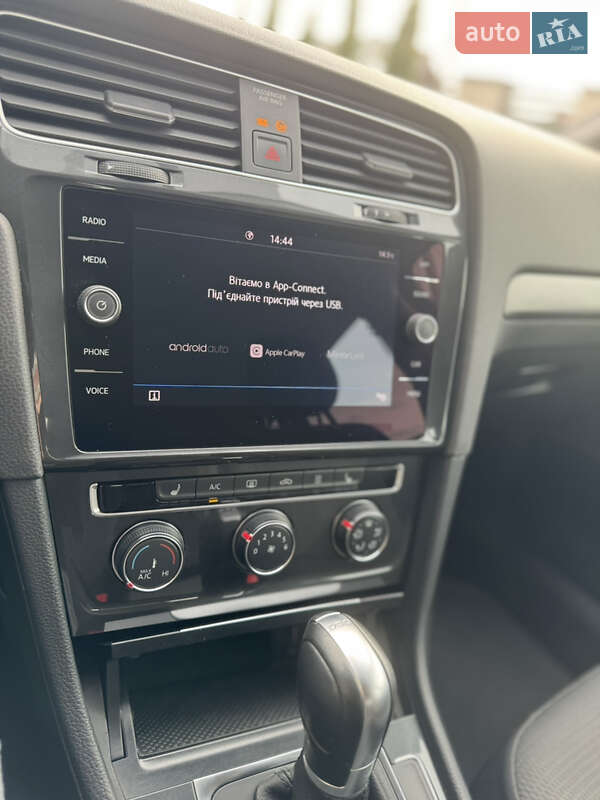 Універсал Volkswagen Golf 2018 в Ковелі