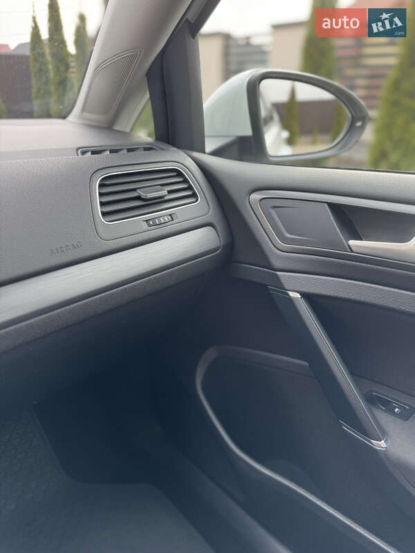 Універсал Volkswagen Golf 2018 в Ковелі