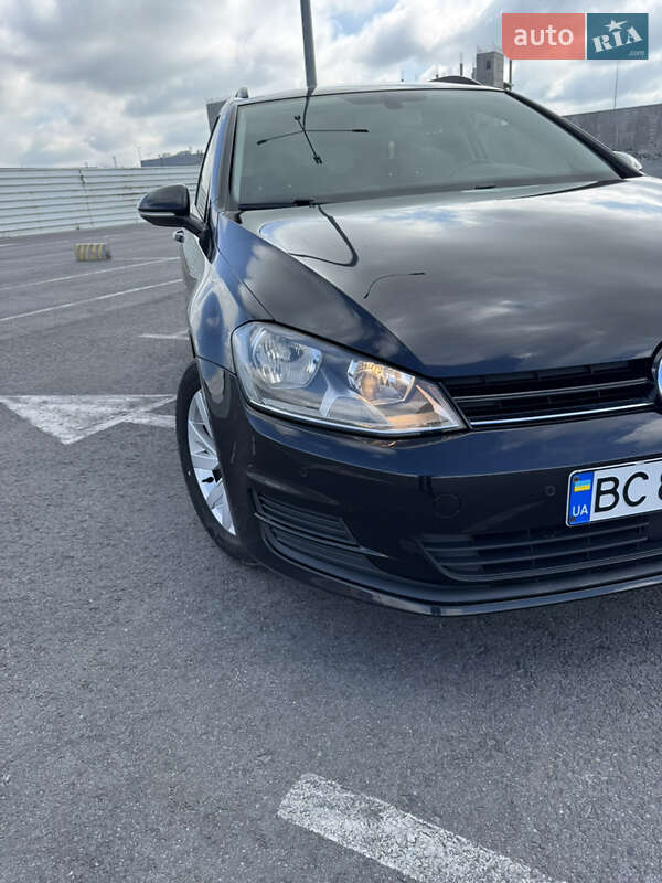 Універсал Volkswagen Golf 2015 в Львові