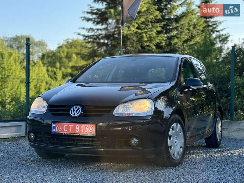 Хэтчбек Volkswagen Golf 2008 в Дрогобыче