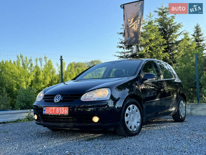 Хэтчбек Volkswagen Golf 2008 в Дрогобыче