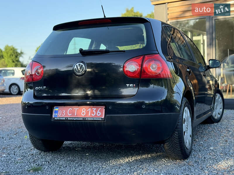 Хэтчбек Volkswagen Golf 2008 в Дрогобыче
