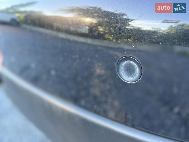 Хэтчбек Volkswagen Golf 2008 в Дрогобыче