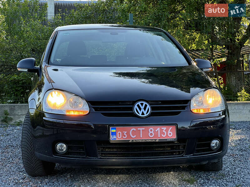 Хэтчбек Volkswagen Golf 2008 в Дрогобыче