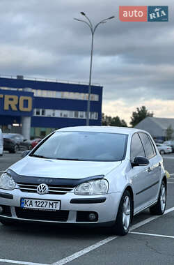 Хэтчбек Volkswagen Golf 2008 в 