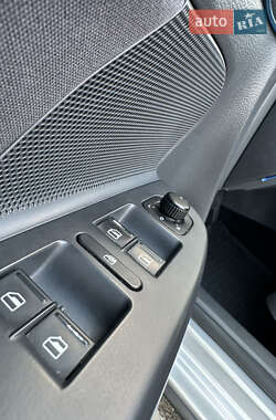Хэтчбек Volkswagen Golf 2008 в 