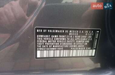 Хэтчбек Volkswagen Golf 2021 в 