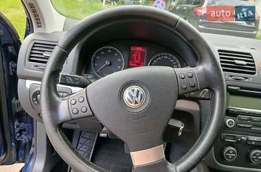 Универсал Volkswagen Golf 2009 в 