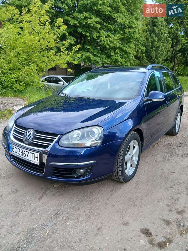 Универсал Volkswagen Golf 2009 в 