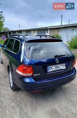 Универсал Volkswagen Golf 2009 в 