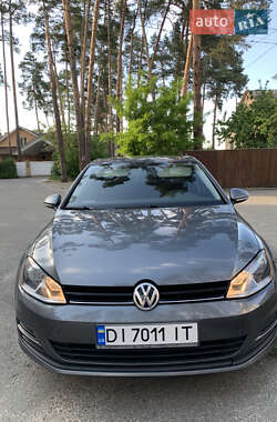 Хэтчбек Volkswagen Golf 2014 в 