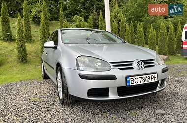 Хетчбек Volkswagen Golf 2003 в Львові