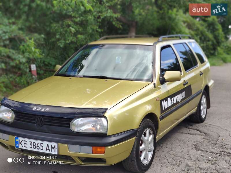 Універсал Volkswagen Golf 1998 в Кривому Розі