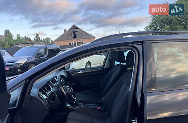 Универсал Volkswagen Golf 2016 в 