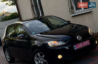 Хэтчбек Volkswagen Golf 2012 в Днепре