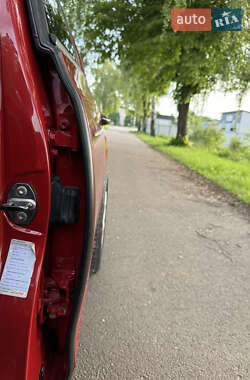 Хэтчбек Volkswagen Golf 2010 в 