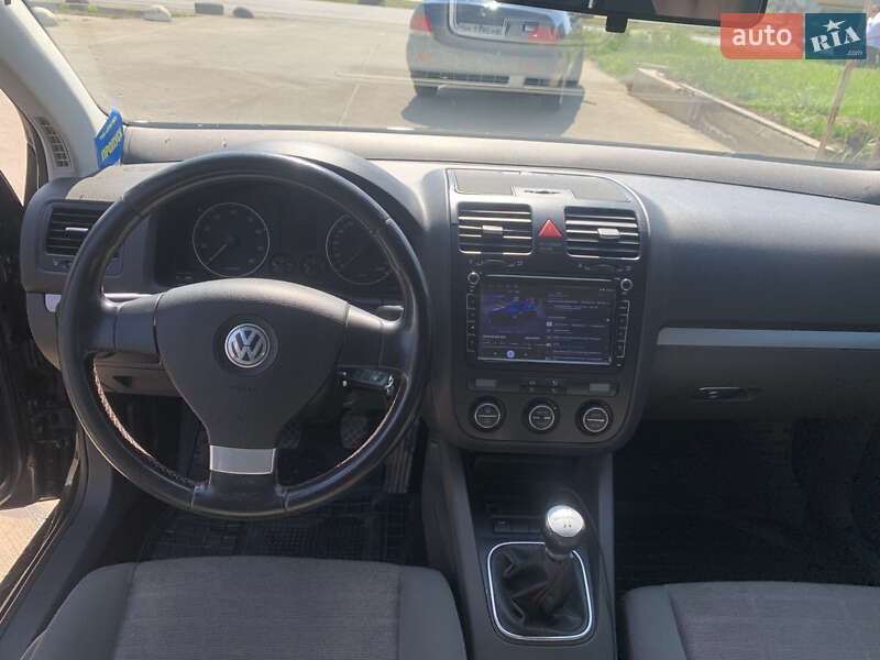 Хетчбек Volkswagen Golf 2006 в Одесі