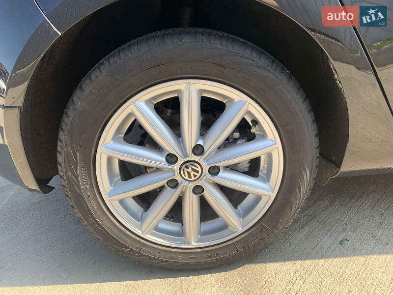Хетчбек Volkswagen Golf 2006 в Одесі