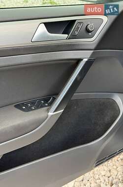 Універсал Volkswagen Golf 2014 в 