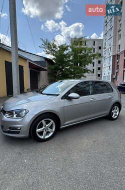 Хетчбек Volkswagen Golf 2013 в Харкові