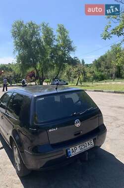 Хэтчбек Volkswagen Golf 1998 в 