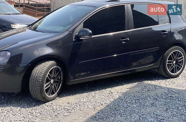 Хэтчбек Volkswagen Golf 2007 в 