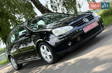 Хэтчбек Volkswagen Golf 2007 в 