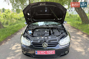 Хэтчбек Volkswagen Golf 2007 в 