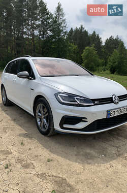 Універсал Volkswagen Golf 2017 в Борщеві