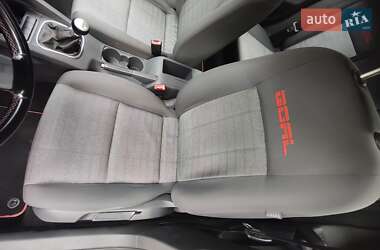 Хетчбек Volkswagen Golf 2006 в 