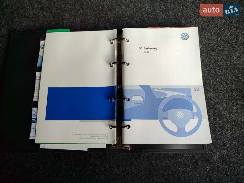 Хетчбек Volkswagen Golf 2006 в Жовтих Водах