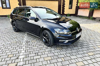 Універсал Volkswagen Golf 2017 в 