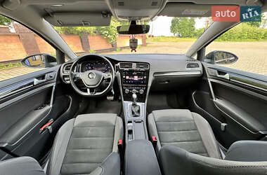 Універсал Volkswagen Golf 2017 в 