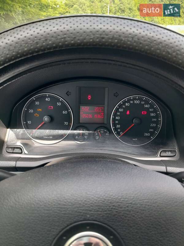 Универсал Volkswagen Golf 2008 в Золочеве