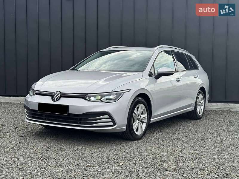 Volkswagen Golf 2021