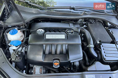 Хэтчбек Volkswagen Golf 2008 в 