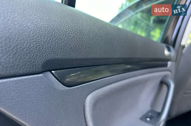 Хэтчбек Volkswagen Golf 2008 в 