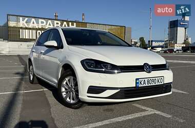 Хетчбек Volkswagen Golf 2018 в Києві