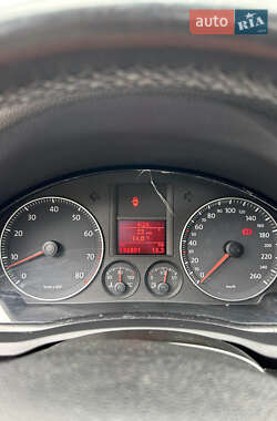 Хэтчбек Volkswagen Golf 2007 в 